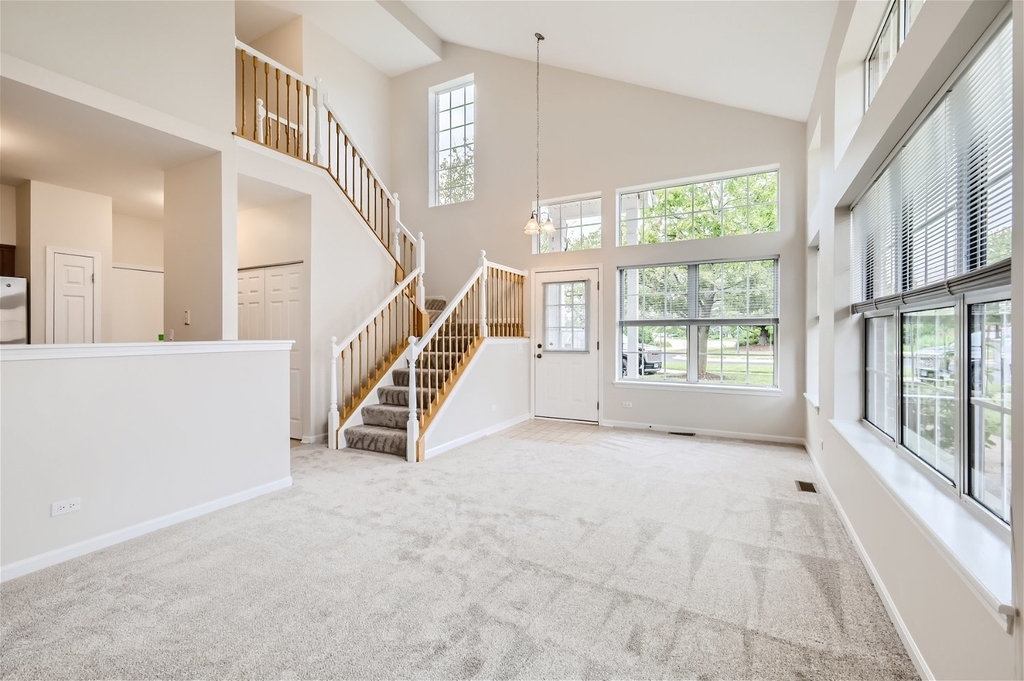 1 Charlotte Circle - Photo 1