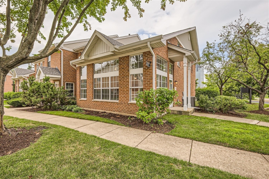 1 Charlotte Circle - Photo 0
