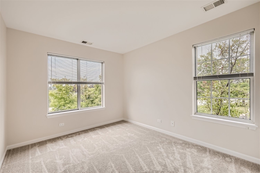 1 Charlotte Circle - Photo 7