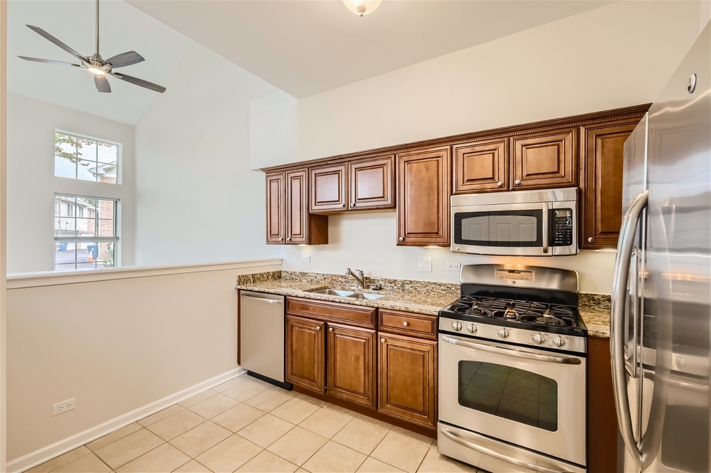 1 Charlotte Circle - Photo 3