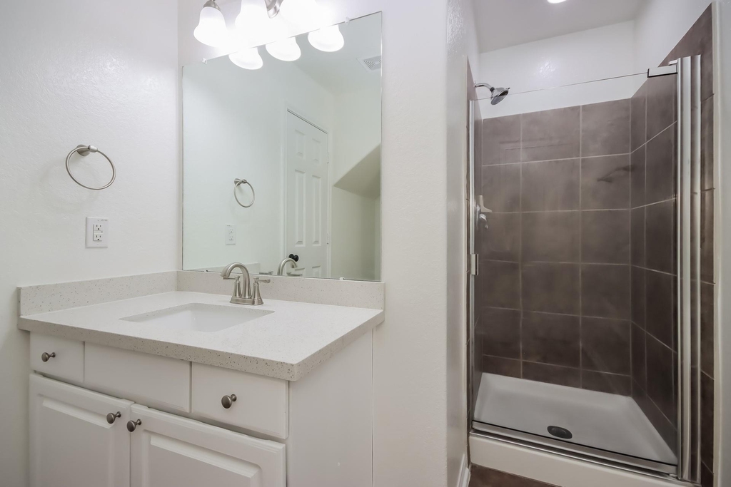 7215 Fox Scene Drive - Photo 12