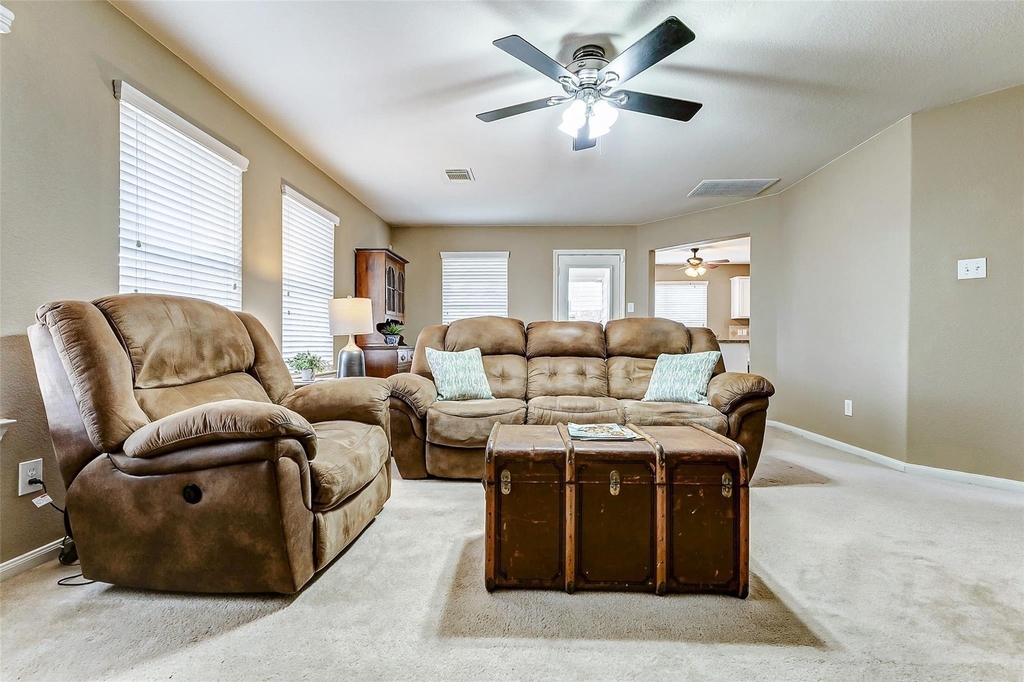 6303 Applewood Forest Drive - Photo 18