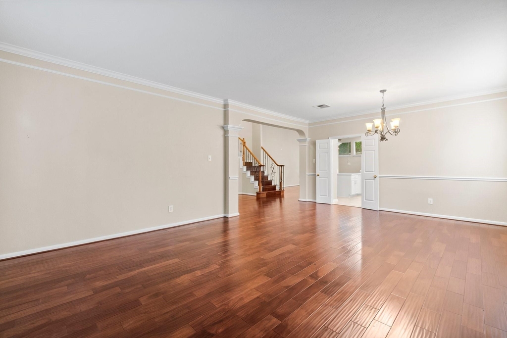 83 Terraglen Drive - Photo 4