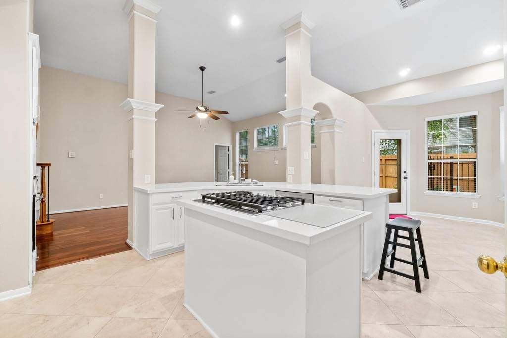 83 Terraglen Drive - Photo 10