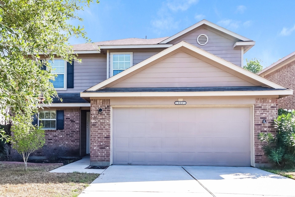 10005 Sterling Place Drive - Photo 0