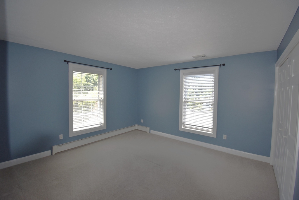 2246 Elm - Photo 11