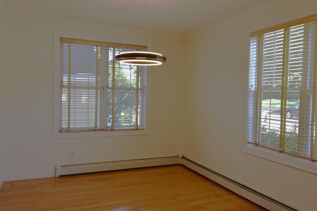 2246 Elm - Photo 5