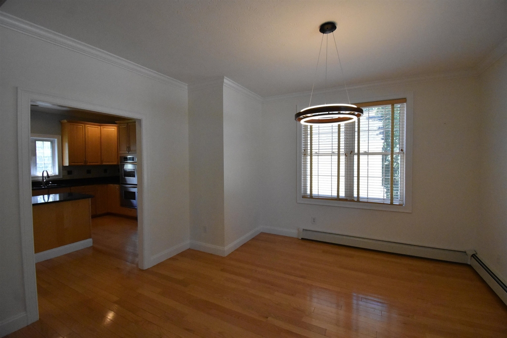 2246 Elm - Photo 4