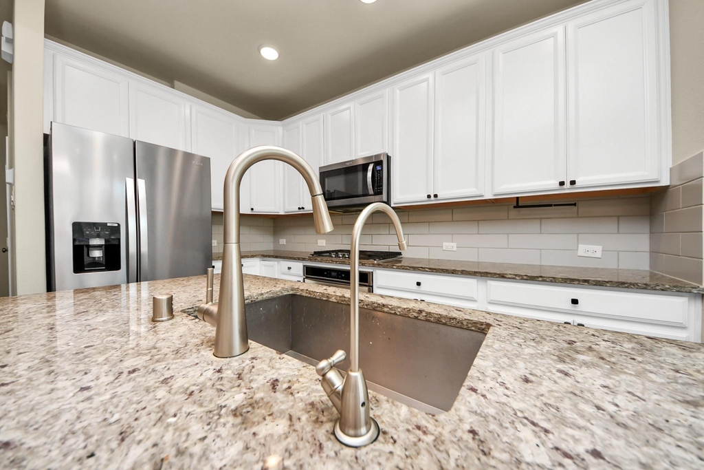 3111 Dakota Falls Dr - Photo 11
