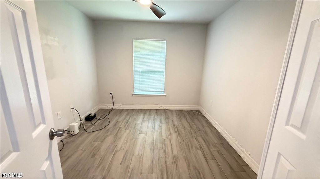 2413 Delta Avenue N - Photo 3