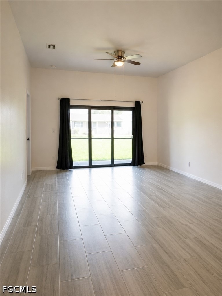 517 Ne 24th Place - Photo 12