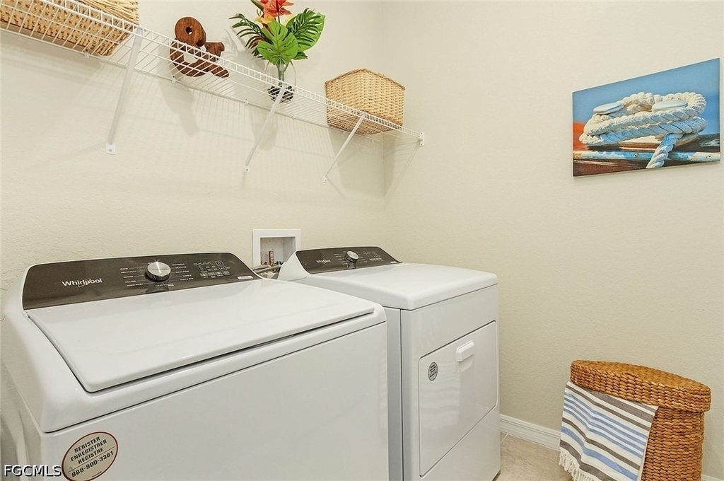 3082 Nw 4th Avenue - Photo 19