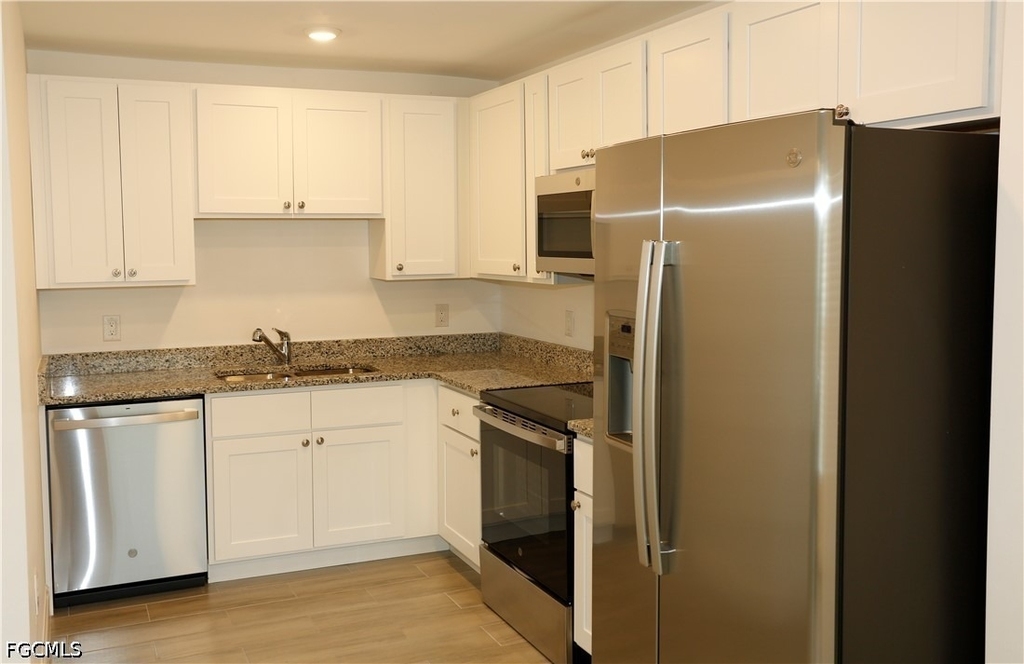 917 Graystone Avenue - Photo 4