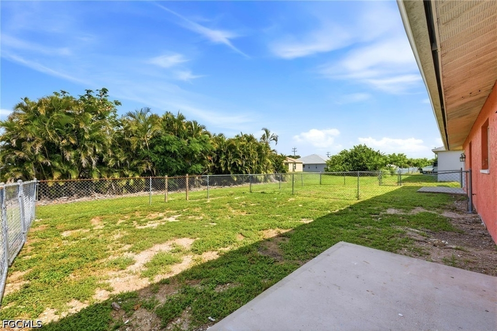 4346 Santa Barbara Boulevard - Photo 27
