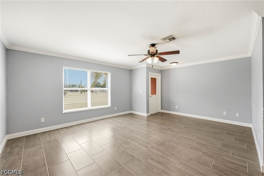 4346 Santa Barbara Boulevard - Photo 5