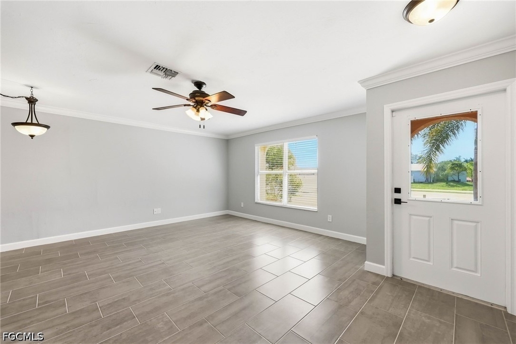 4346 Santa Barbara Boulevard - Photo 4