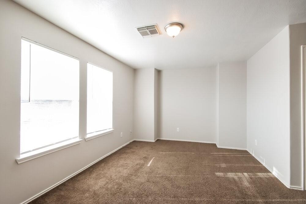 21243 Linden House Court - Photo 9