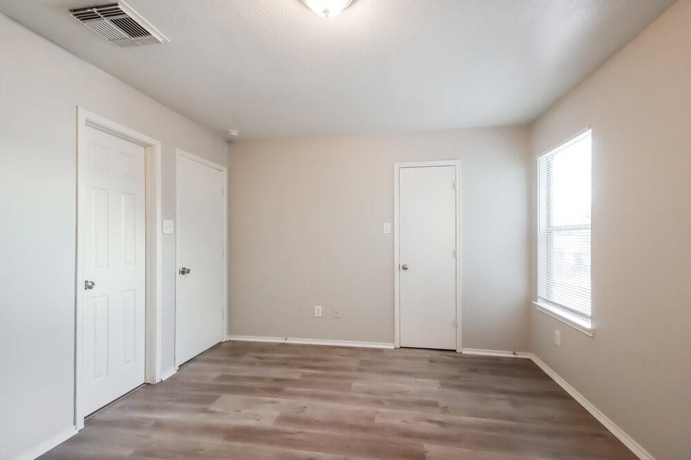 21243 Linden House Court - Photo 8