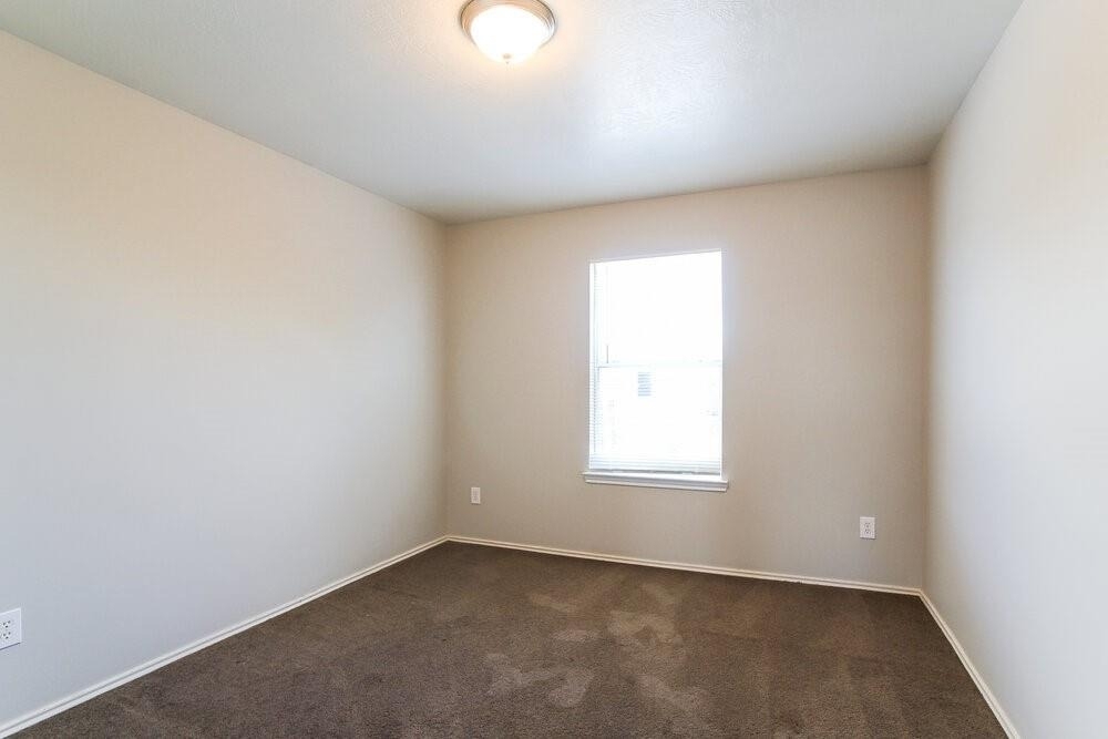 21243 Linden House Court - Photo 16
