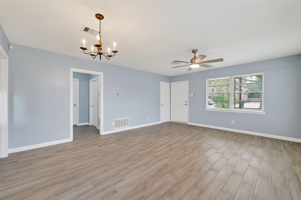3428 Bradford Street - Photo 9