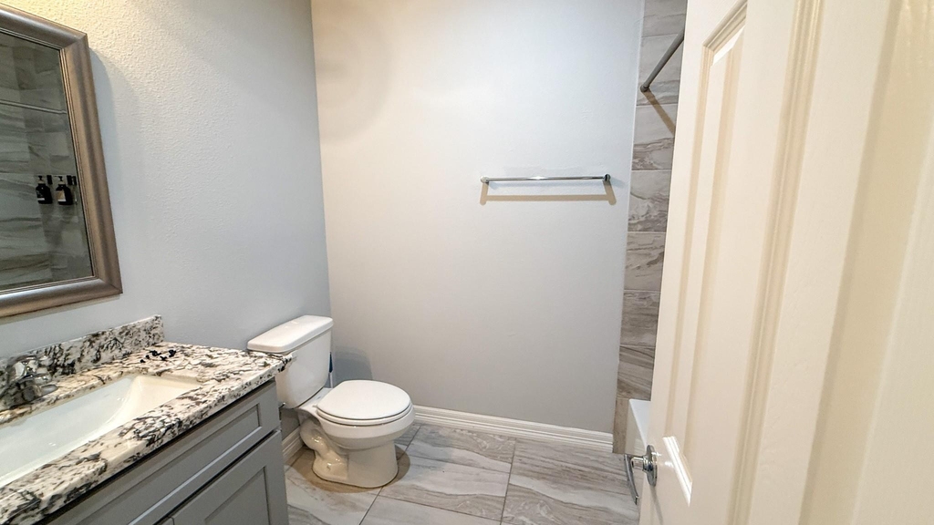7823 Gladstone Street - Photo 7