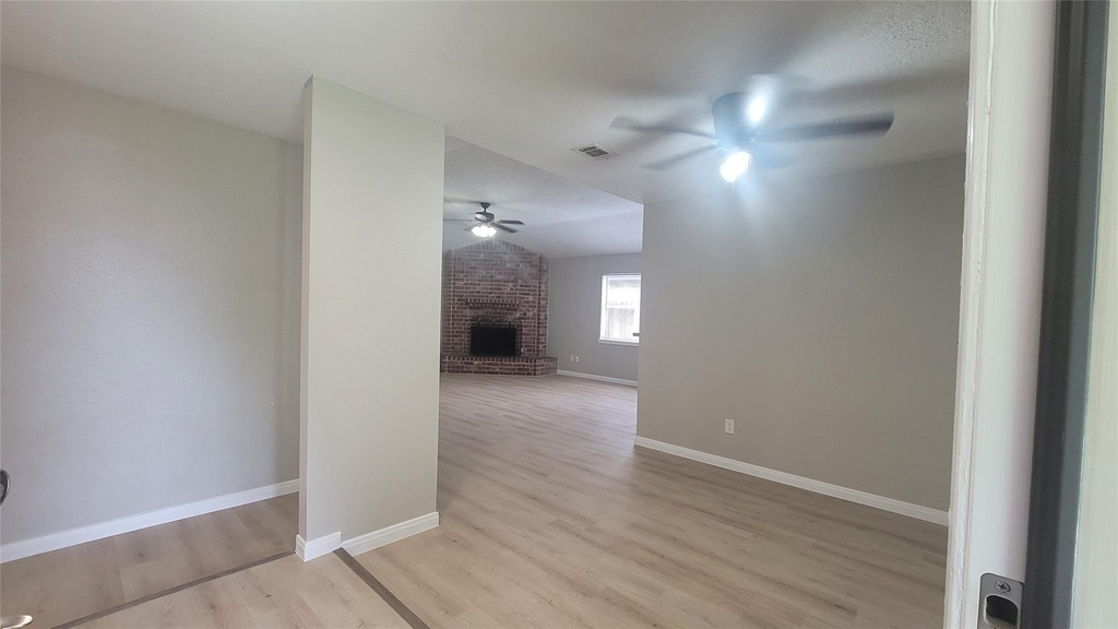 22131 Pearl Lake Drive - Photo 3