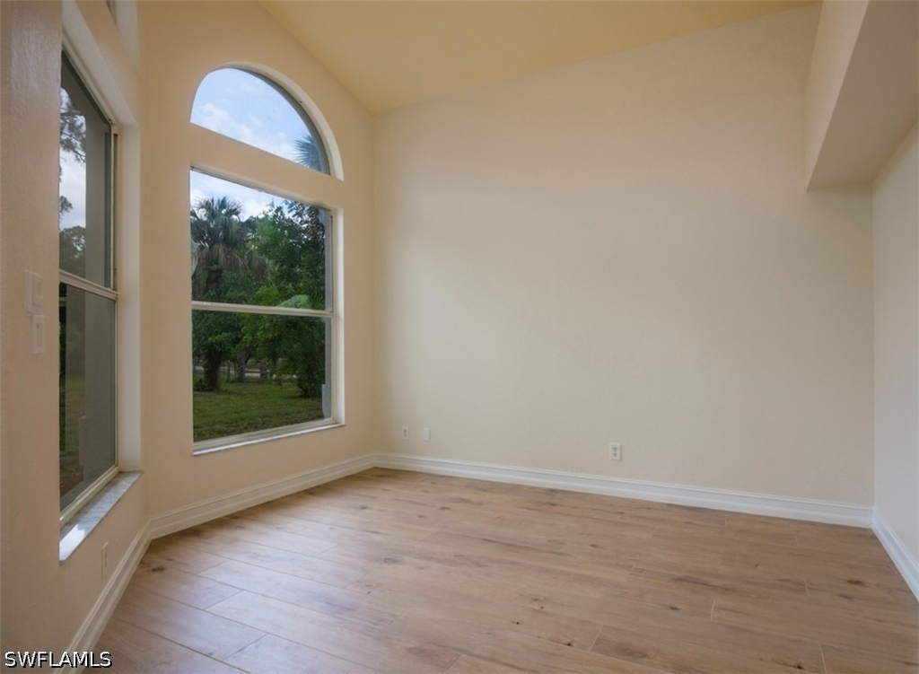 3660 31st Avenue Sw - Photo 7