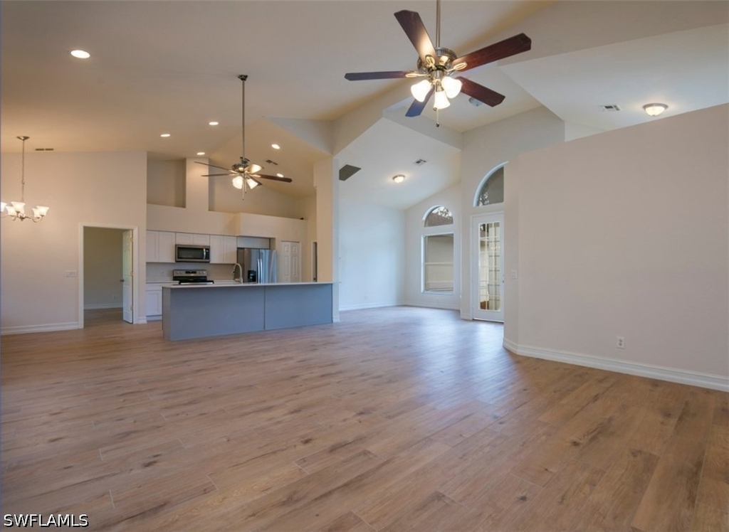 3660 31st Avenue Sw - Photo 3