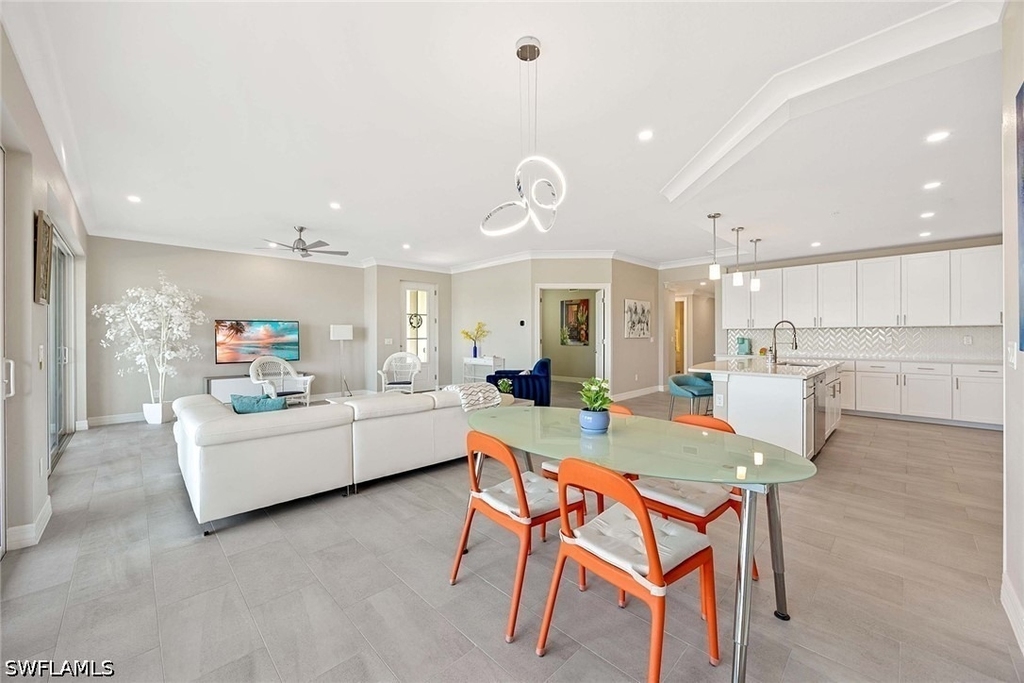 201 Indies Drive E - Photo 13