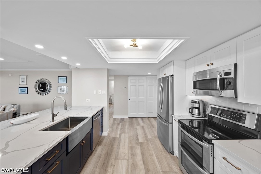 6585 Nicholas Boulevard - Photo 13