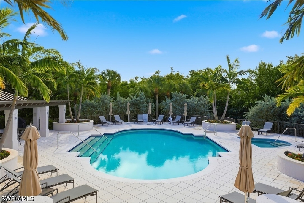 8990 Bay Colony Drive - Photo 36