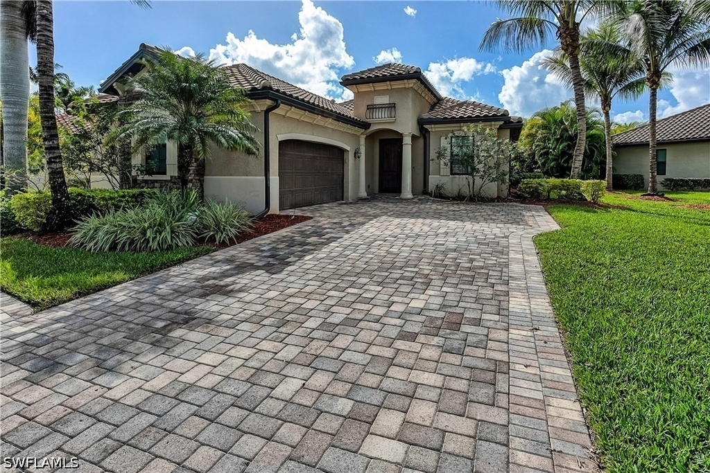 9215 Veneto Lane - Photo 0