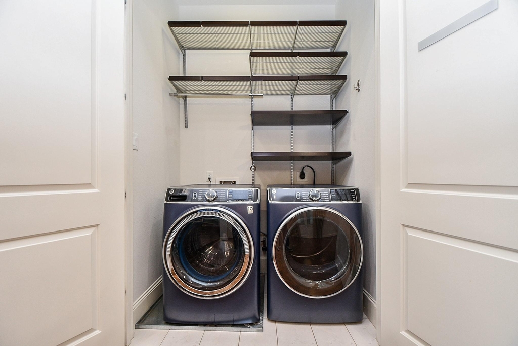 709 Delano Street - Photo 17