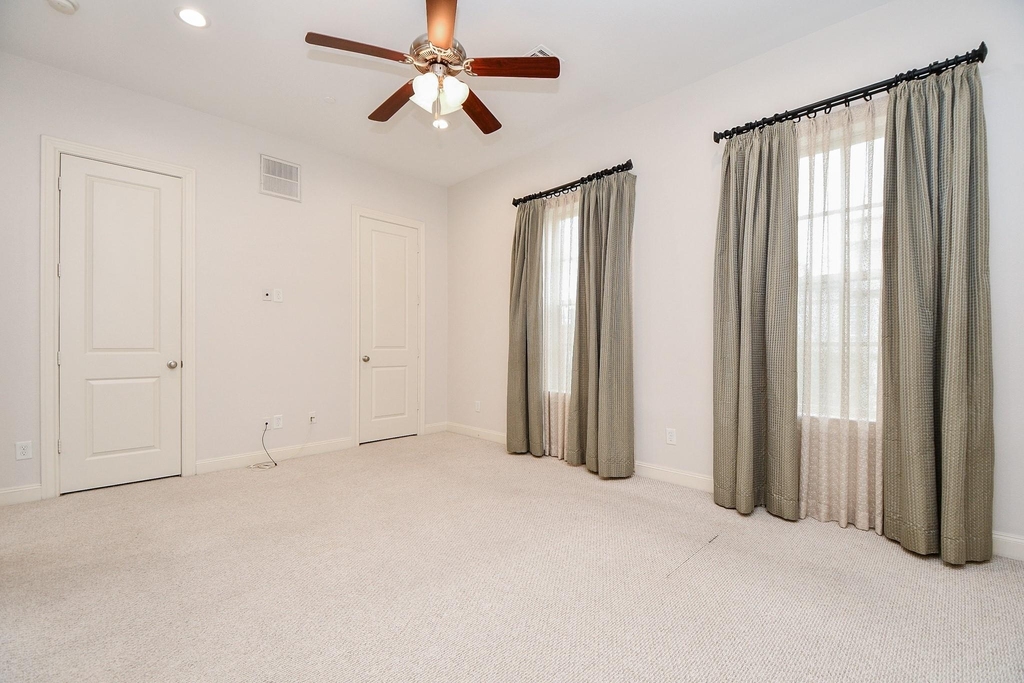709 Delano Street - Photo 23