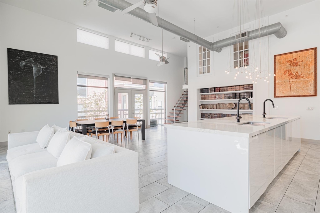 1901 Post Oak Boulevard - Photo 18
