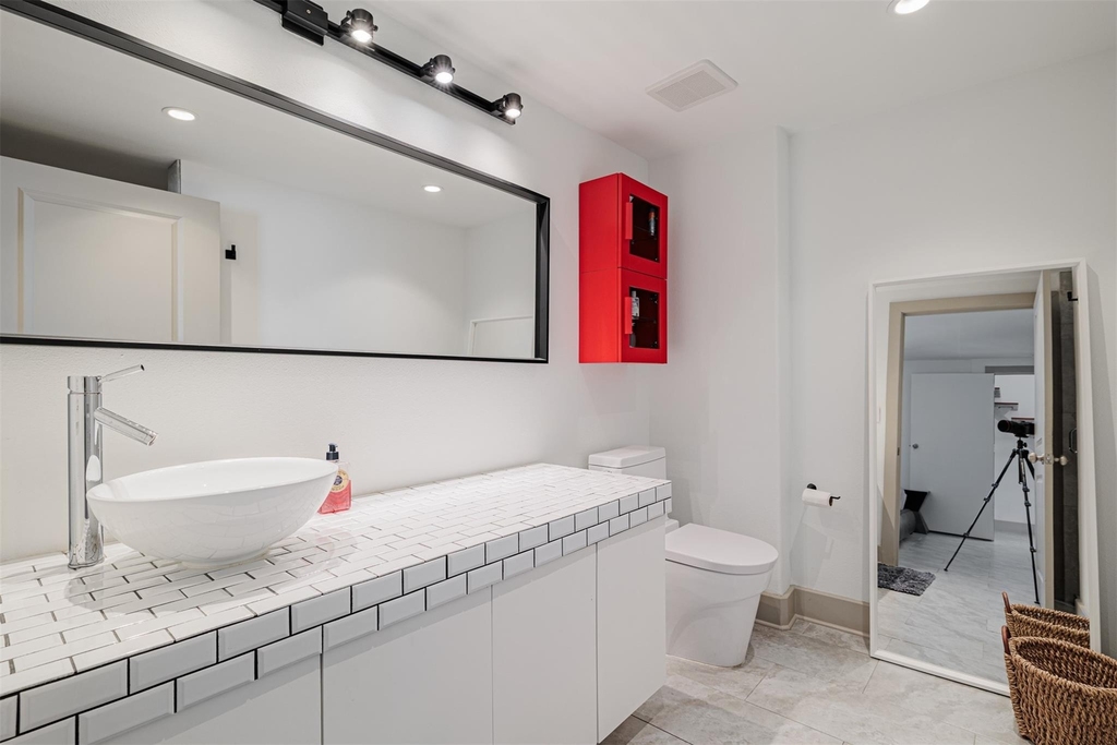 1901 Post Oak Boulevard - Photo 27
