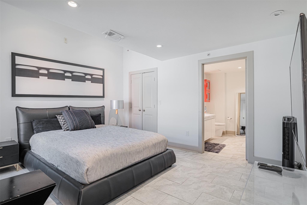 1901 Post Oak Boulevard - Photo 25