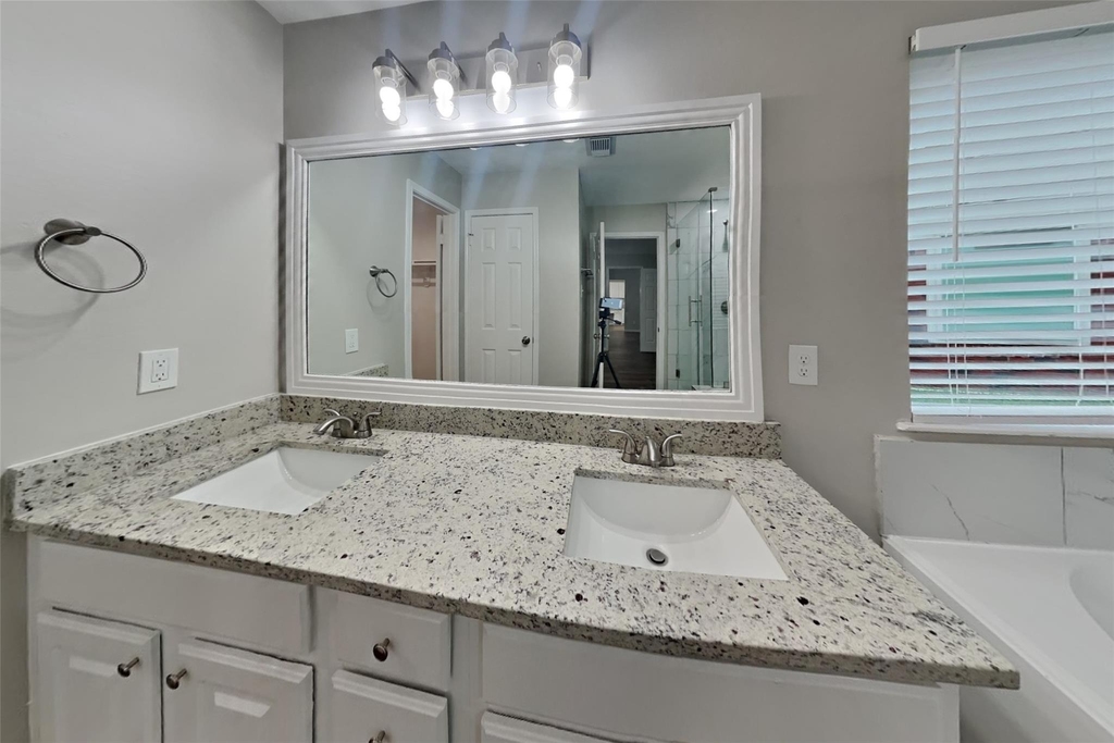 16803 Cobbler Crossing Drive - Photo 9