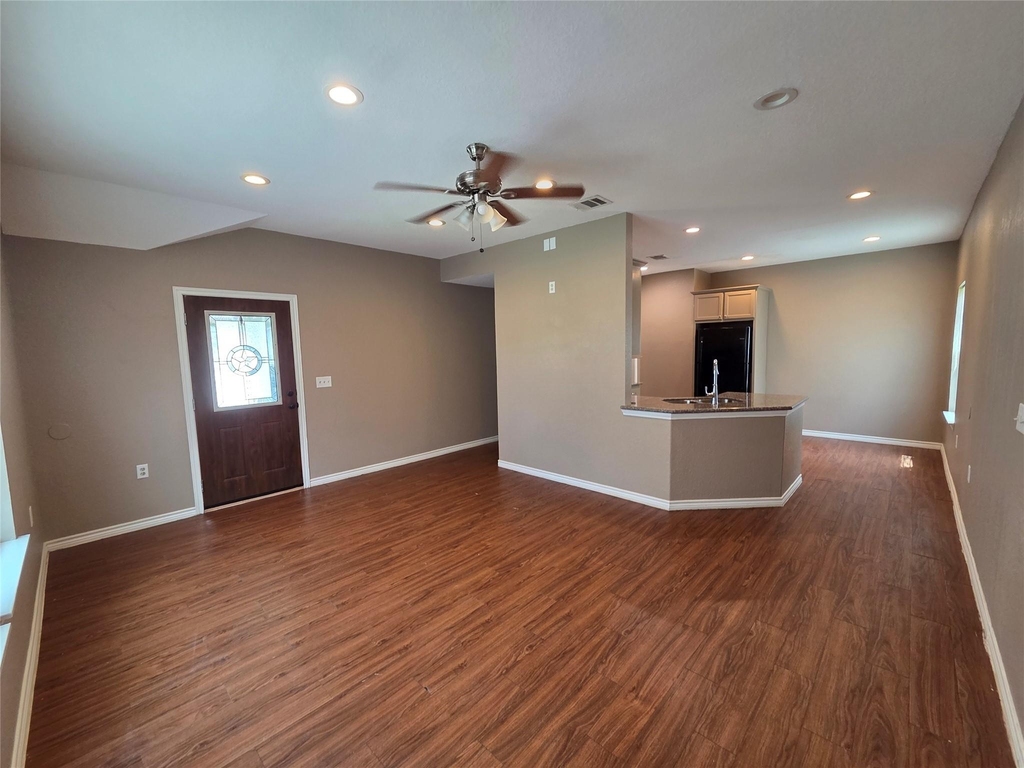 438 Spence Lane - Photo 4