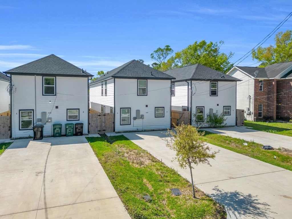 8124 Sterlingshire Street - Photo 6