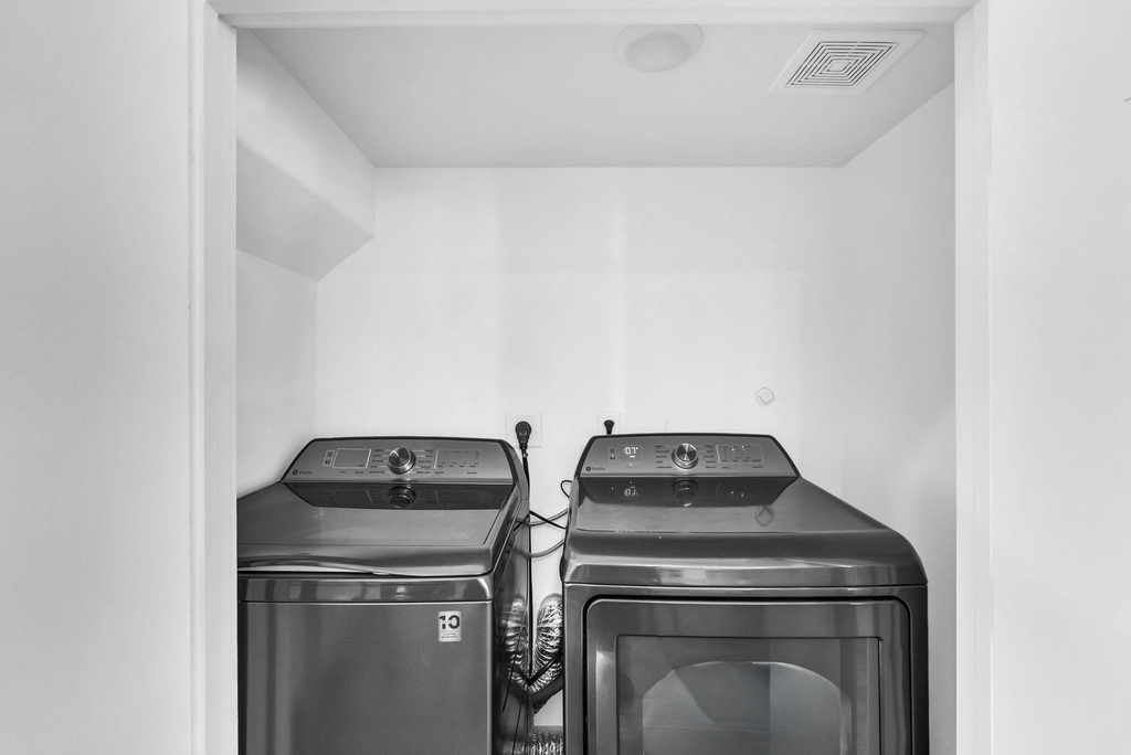 8124 Sterlingshire Street - Photo 20