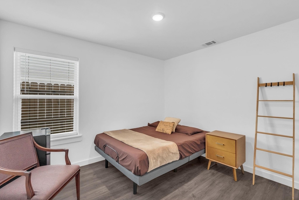 8124 Sterlingshire Street - Photo 21