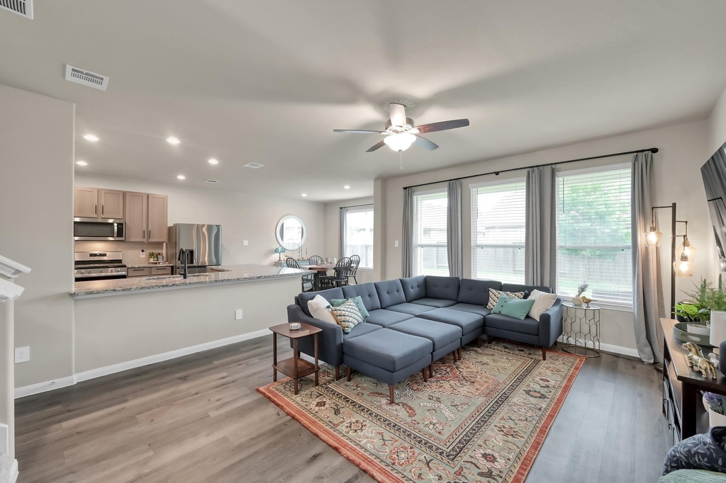 2717 Williams Grove Court - Photo 4
