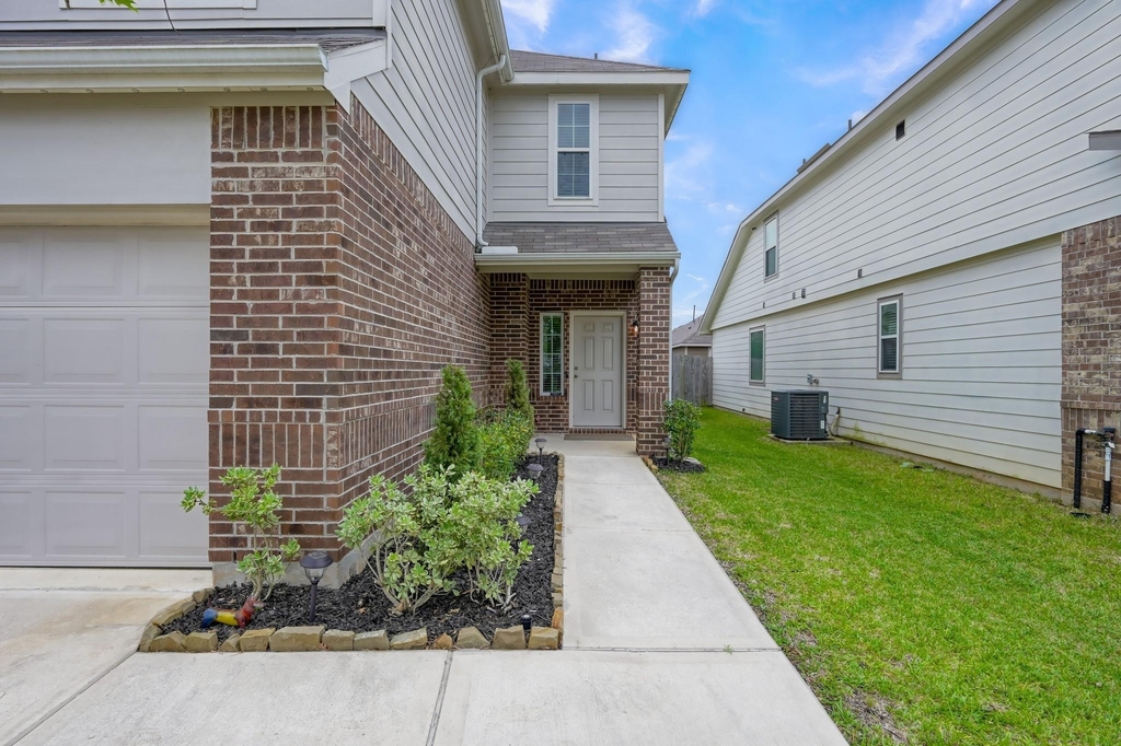 2717 Williams Grove Court - Photo 2