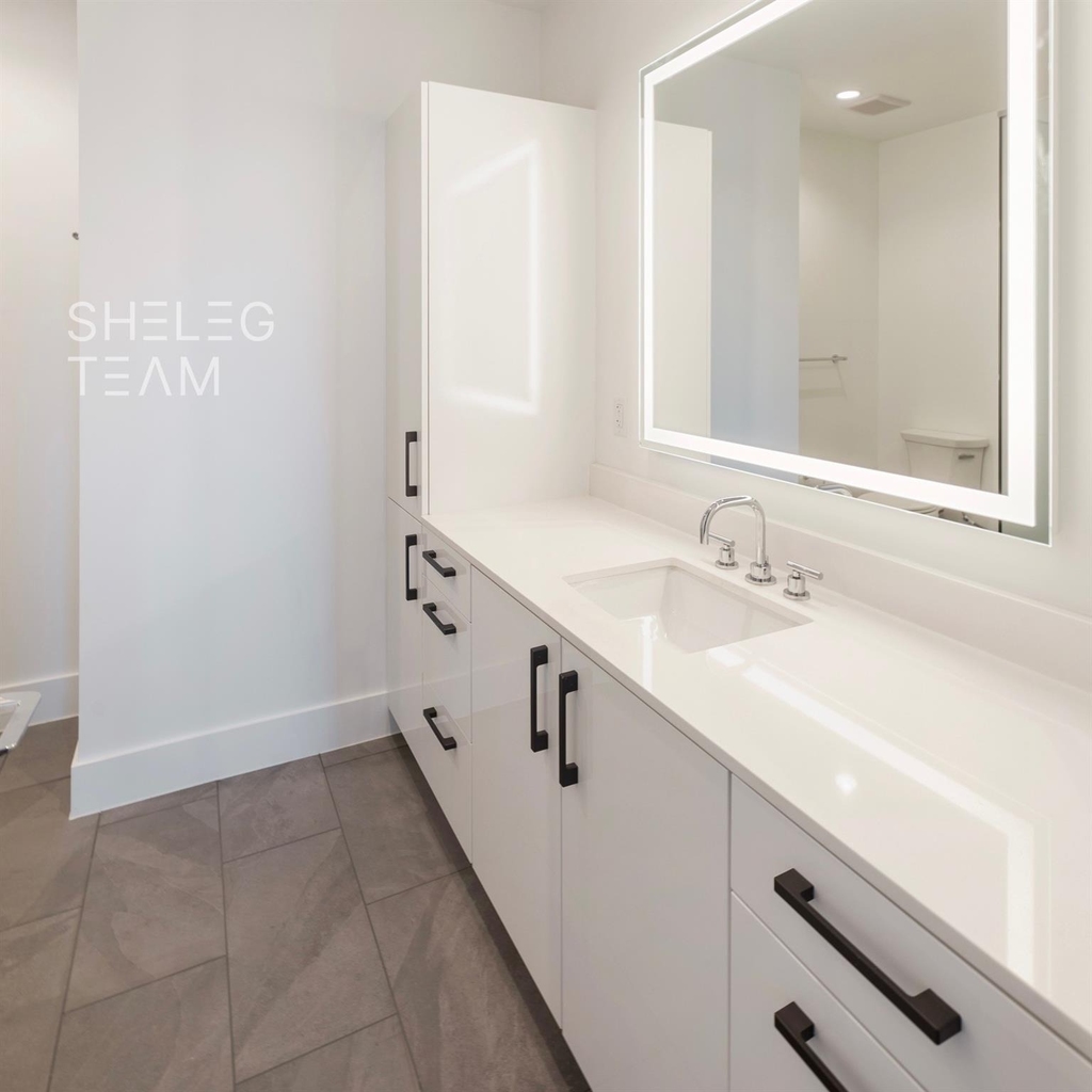 808 Crawford Street - Photo 16