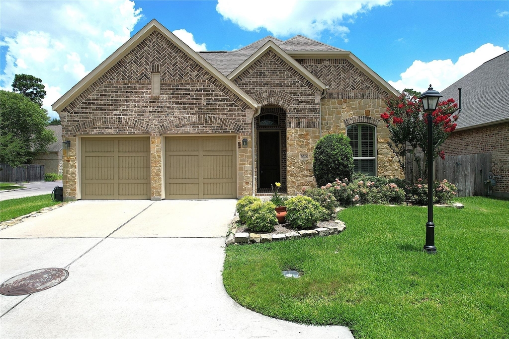 8870 Van Allen Drive - Photo 0
