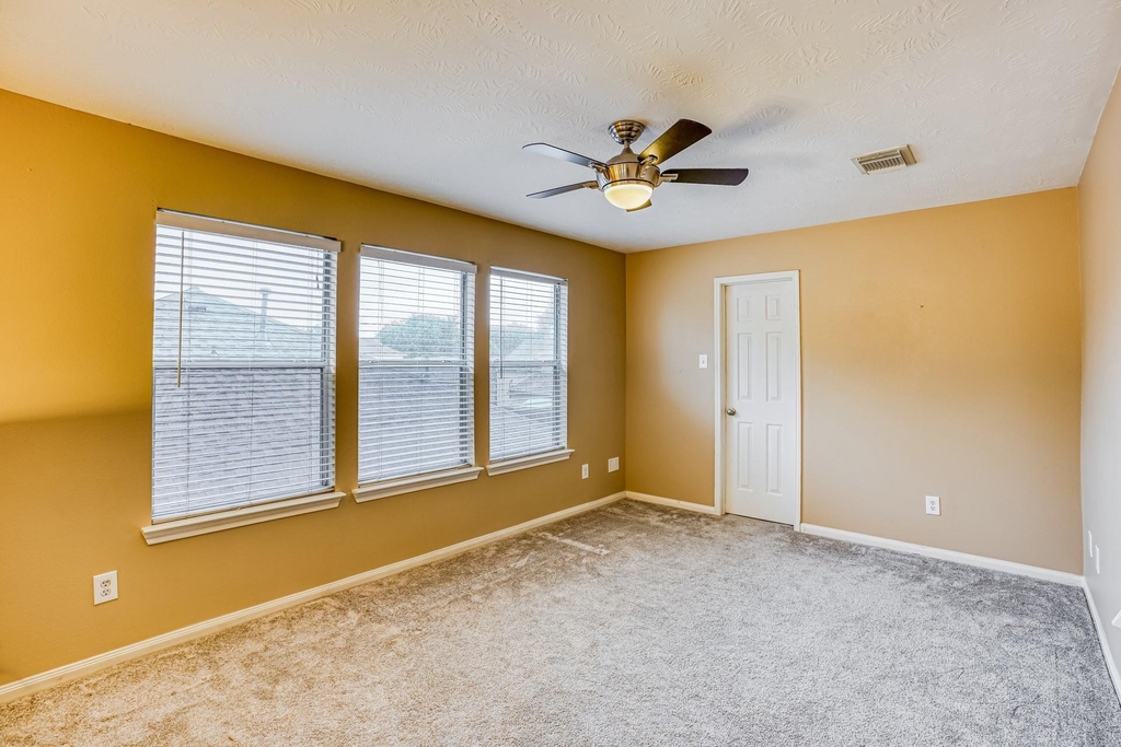 1122 Chase Park Drive - Photo 10