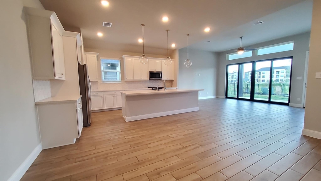 2106 Grapewood Lane - Photo 6