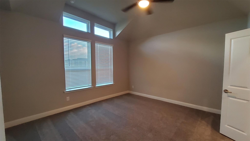 2106 Grapewood Lane - Photo 34