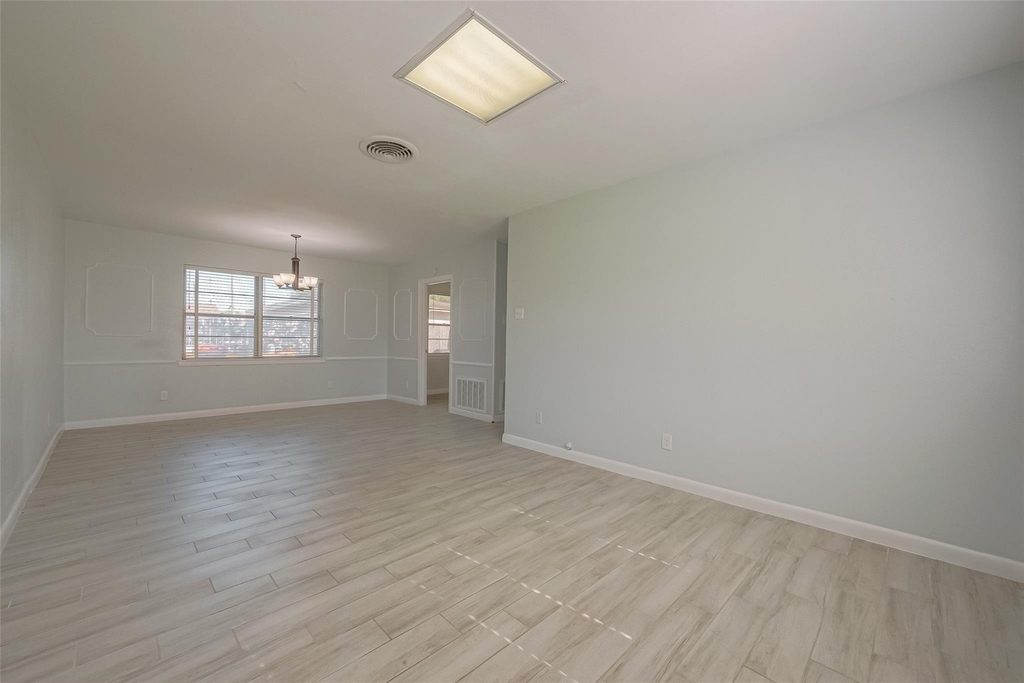 3426 Bradford Street - Photo 5